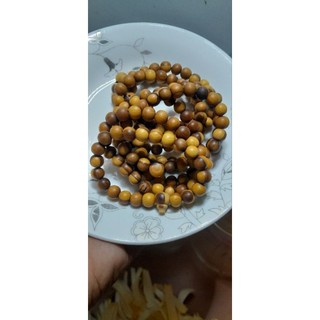 Vòng tay lõi âm dương 8 li gỗ quỹ kiến sầu