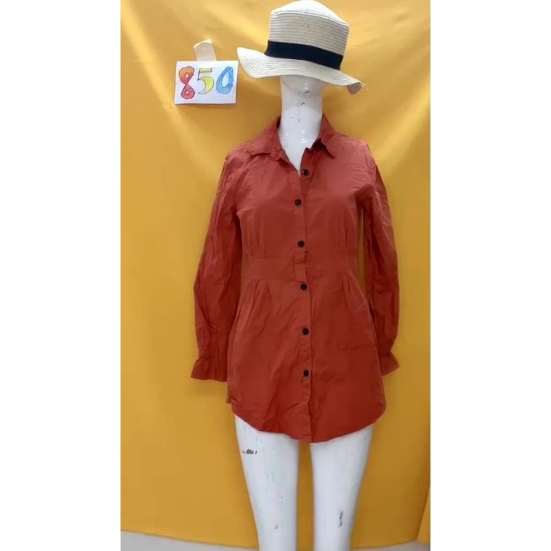 áo sơmi dáng dài size S/M. S850