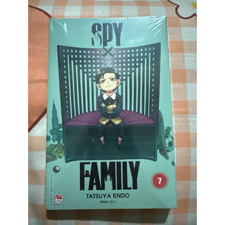 Spy x family - tập 7 seal - tặng kèm standee pvc