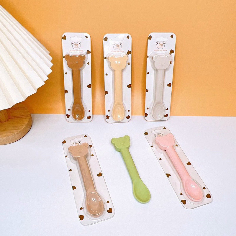 Bát silicon chống đổ , thìa ăn dặm Mumbebe hình gấu siêu xinh