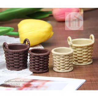 Mô hình tý hon giỏ nhựa giả mây trang trí dollhouse, roombox