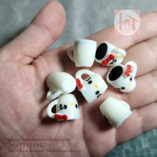 Mô hình ly kitty tý hon trang trí dollhouse, roombox