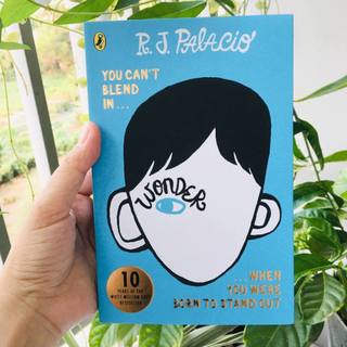 Sách Wonder by R J Palacio ( Khu Vườn Sách )