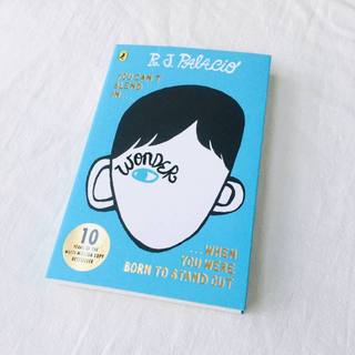 Sách - wonder by r j palacio