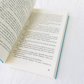 Sách Wonder by R J Palacio ( Khu Vườn Sách )