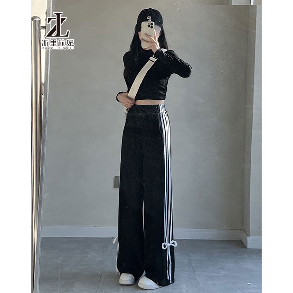 [RẺ VÔ ĐỊCH] Quần JOGGER 3 LINE color unisex nam nữ phom rộng bo gấu sẵn 2 màu cực ngầu | BigBuy360 - bigbuy360.vn