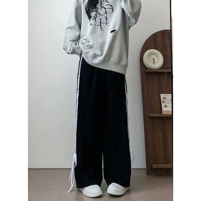 [RẺ VÔ ĐỊCH] Quần JOGGER 3 LINE color unisex nam nữ phom rộng bo gấu sẵn 2 màu cực ngầu | BigBuy360 - bigbuy360.vn