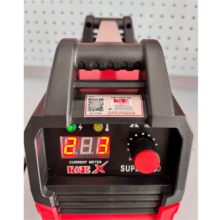 Máy hàn que KOBE X SUPER 220 , chuyên que 2.5 - 3.2 ly