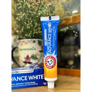 Kem Đánh Răng Arm & Hammer Advance Extreme Whitening Toothpaste