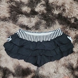 Short y2k cạp thấp  style y2k