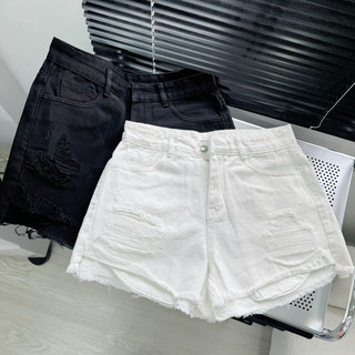 OOTD BIGSIZE | Quần short jean bigsize nữ trắng đen rách lòi túi