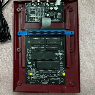 Thân máy game famicom famiclone ic cổ xưa