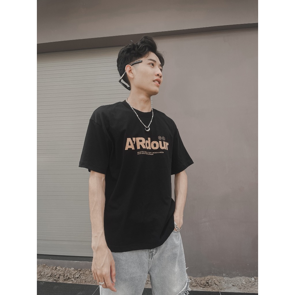 3T shop boutique Tshirt A'dour màu đen, dáng slim fit đơn giản, trẻ trung