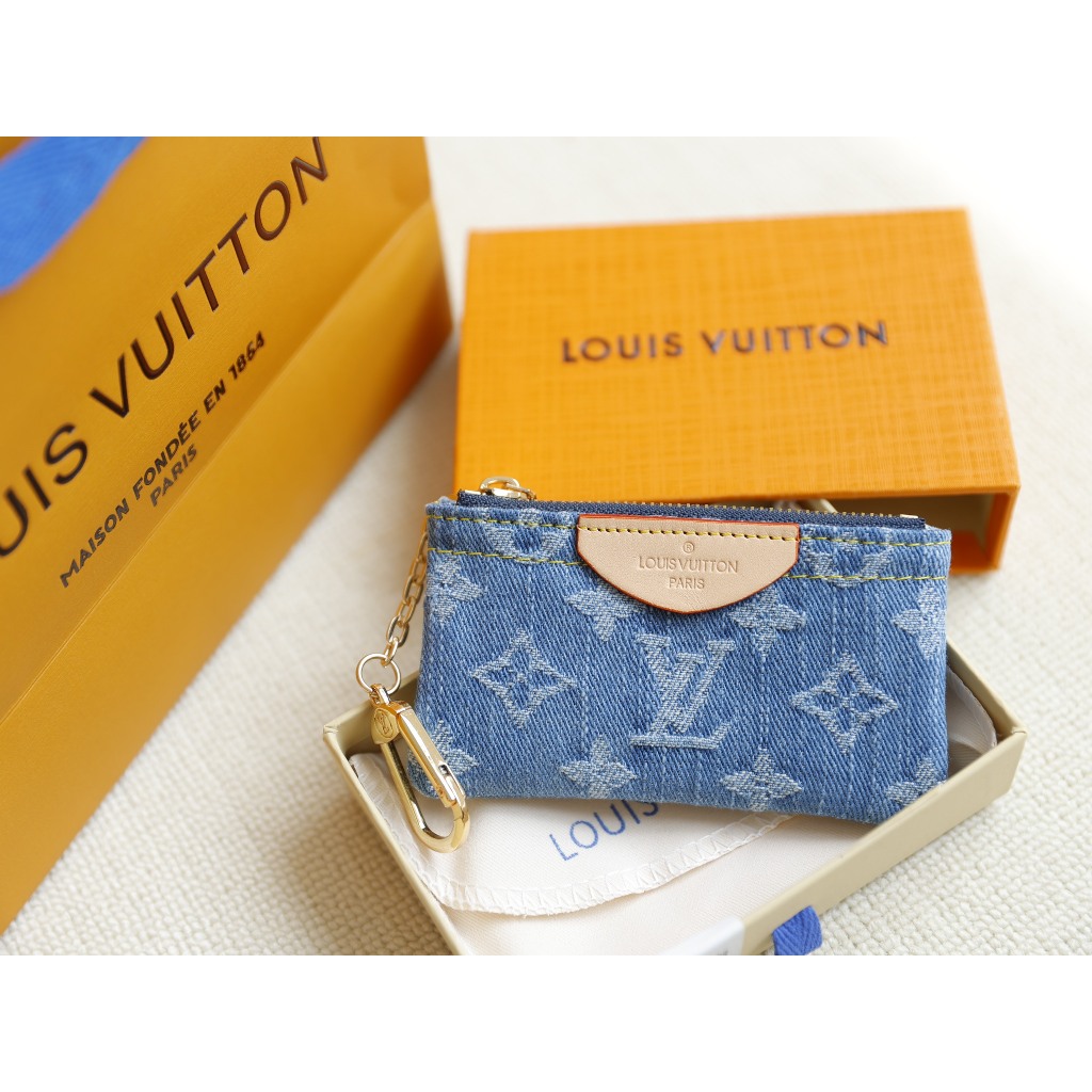 VÍ LV DENIM