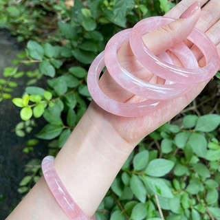 Vòng thạch anh hồng siêu đẹp cho bạn gái Minh Hằng Jewelry