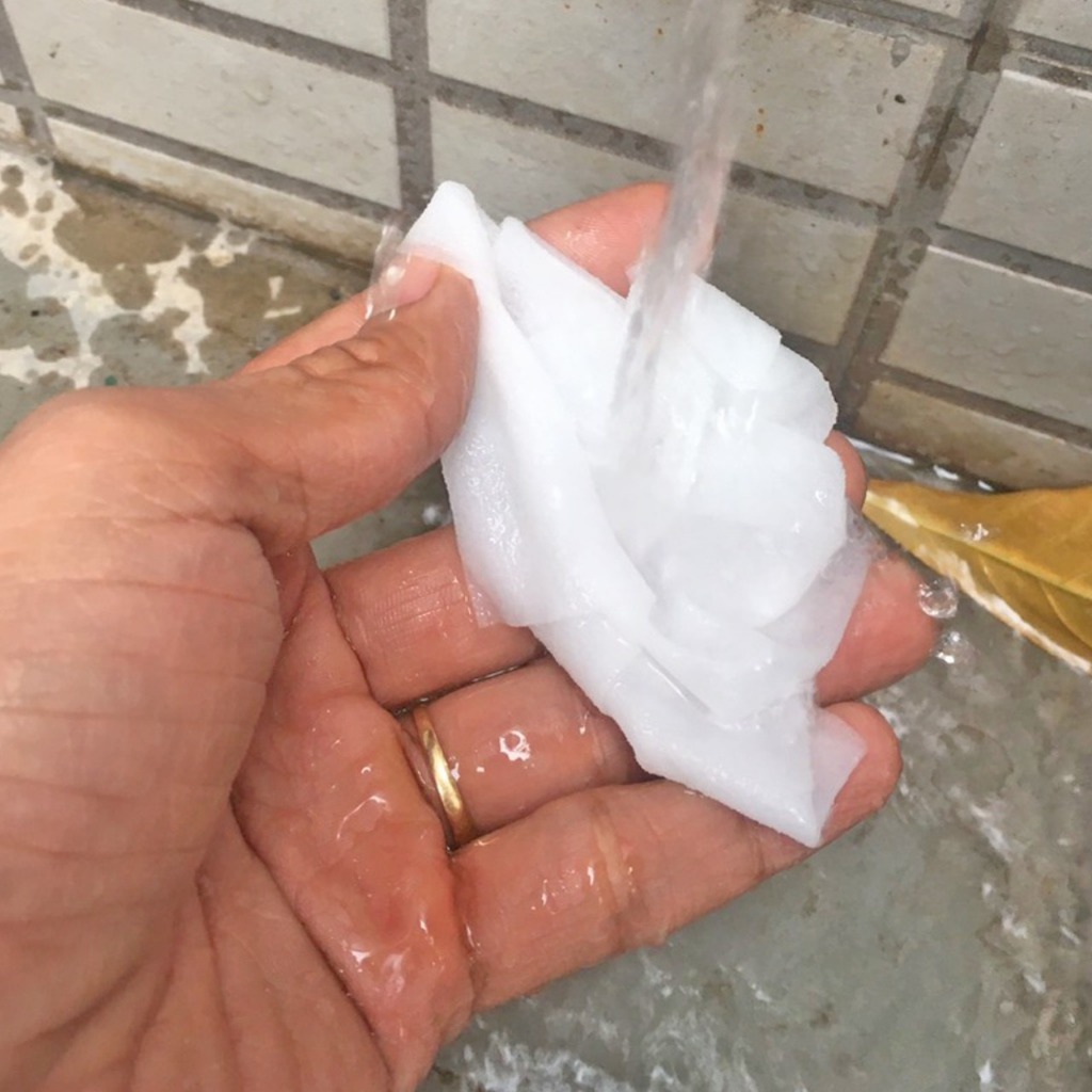 Giấy khô, Khăn vải khô đa năng mác mới gói 300g tiện lợi