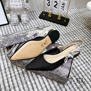 Sandal bệt quai nơ