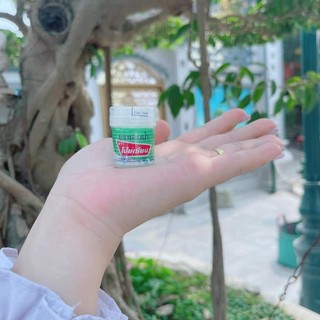 Dầu chống say tàu xe Thái Lan