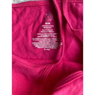 áo croptop lỗi nhỏ(LL1)có 2 hãng