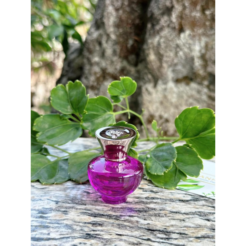 Nước hoa VERSACE  𝗗𝘆𝗹𝗮𝗻 𝗣𝘂𝗿𝗽𝗹𝗲 𝗣𝗼𝘂𝗿 𝗙𝗲𝗺𝗺𝗲 𝗘𝗗P 5ml