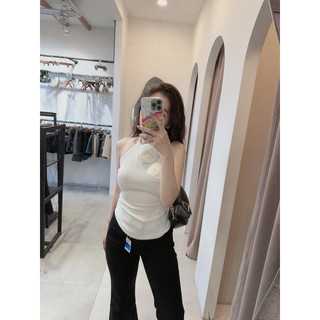 ÁO THUN CỔ YẾN ĐÍNH HOA DỄ PHỐI ĐỒ
