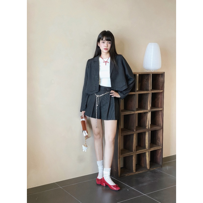 Blazer croptop tà nhọn