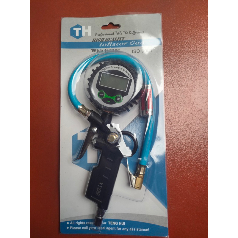 Đồng hồ bơm lốp điện tử chuyên ô tô, xe máy - 7 Bar, 100 PSI