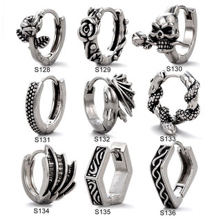 Khuyên vòng chrome hearts thép y tế