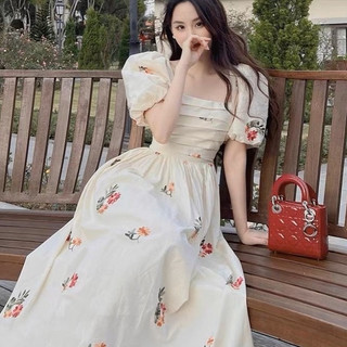 Đầm Maxi Hoa Dáng Dài Thiết Kế Xếp Ly Thời Trang Nữ Tính