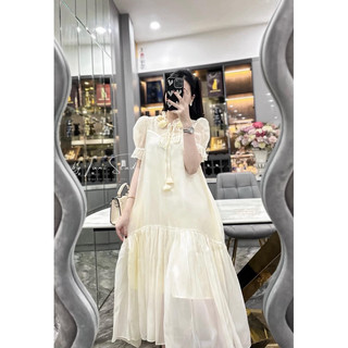 Váy đuôi cá cổ đính hoa sm