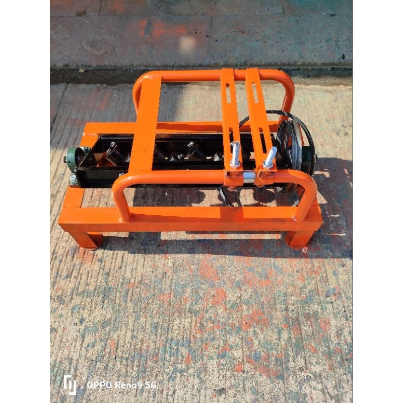Máy duỗi sắt 6,8