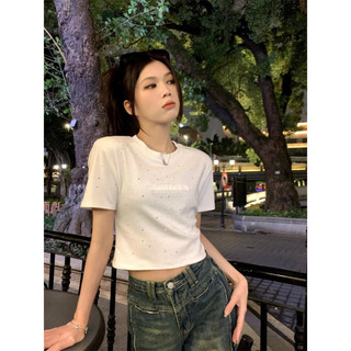 Áo phông balen đính đá cổ tròn cộc tay