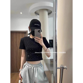 Áo phông M IU đính đá cộc tay