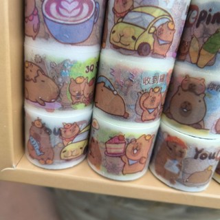 Khay 30 cuộn sticker capybara nhãn dán chuột lang nước bán tại shopanamdochoi.com