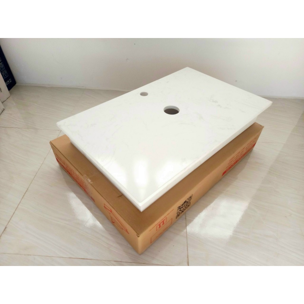 Bàn Đá Granite Có Vân Đặt Lavabo, Bàn đá và Lavabo tròn cao cấp, men tráng sáng bóng.