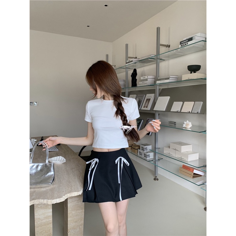 【ORDER】Áo thun ôm + chân váy ngắn đính nơ hàng Quảng Châu 2024 Aline Store