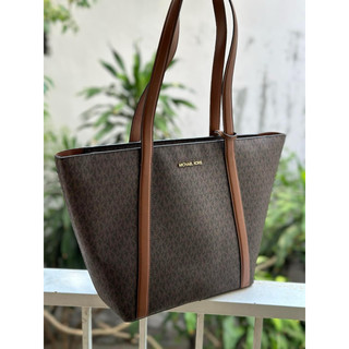 🌺🌺🌺🌺🌺túi mk dáng tote chính hãng