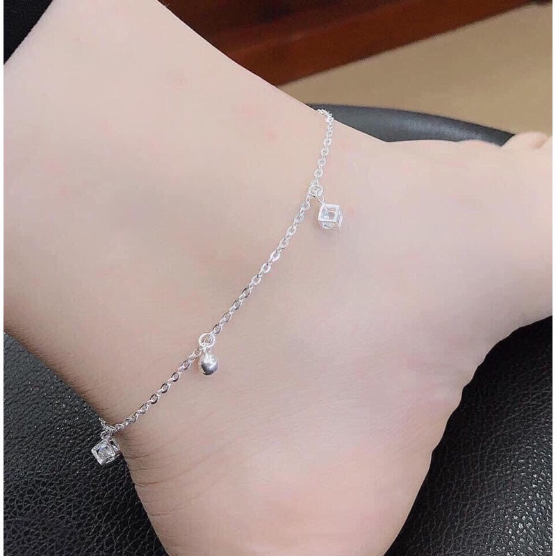 Lắc chân nữ mic đá hộp vuông xinh xắn - Lắc chân bạc