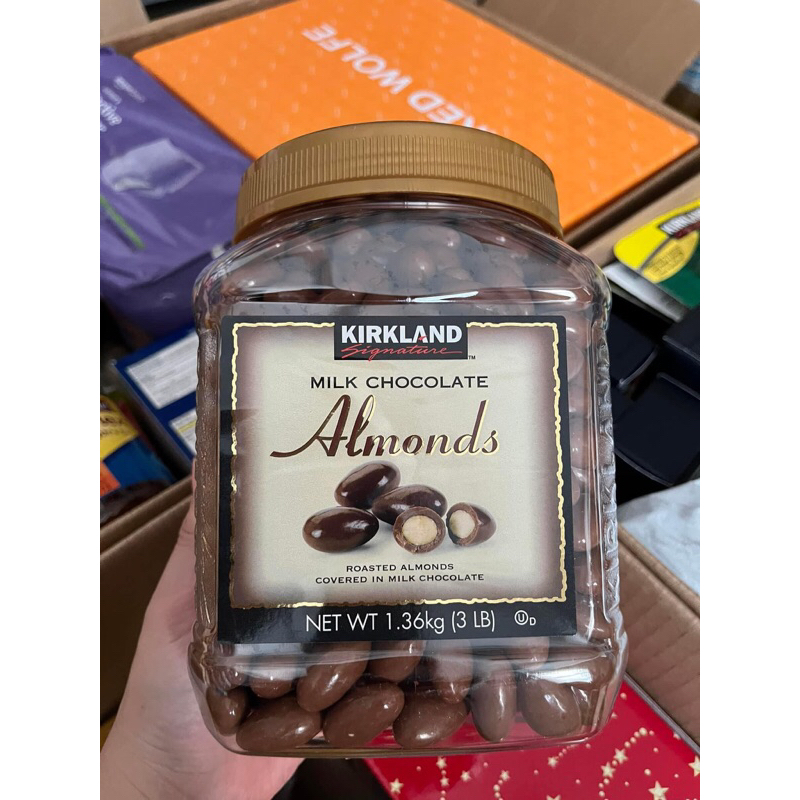 [US]Socola sữa hạnh nhân Kirkland Milk Chocolate Almonds Mỹ, Chocolate Mỹ cao cấp