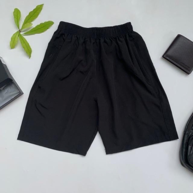 Quần đùi nam màu đen, quần sooc gió dù