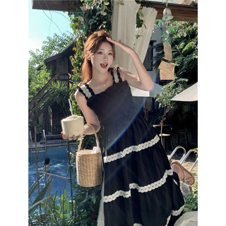 Đầm Đen Nhún Thân Phối Viền Ren Trắng (sẵn)