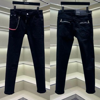 Quần jean bò nam DSQ slimfit đen trơn thêu khoá zip 2 túi sau phối dây xích đỏ 4 cúc basic QJ532P