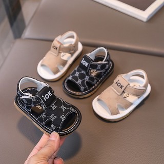 Sandal tập đi cho bé đế mềm , Siêu Nhẹ có kèn kêu Tít Tít