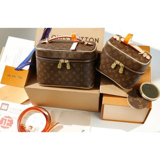 Hàng da thật 100% quai ngả mầu- Nice supper fullbox nam châm,giấy nến đỏ,túi vải,bill,ruy băng vip