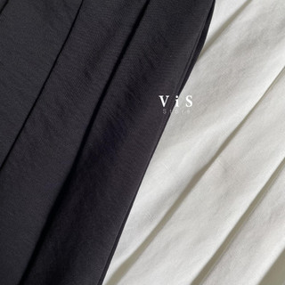 Chân váy xếp ly ngắn