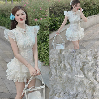 Đầm hoa cổ yếm chéo