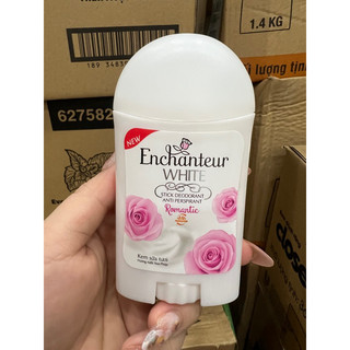 Sáp khử mùi Enchanteur Romantic ( mầu hồng )