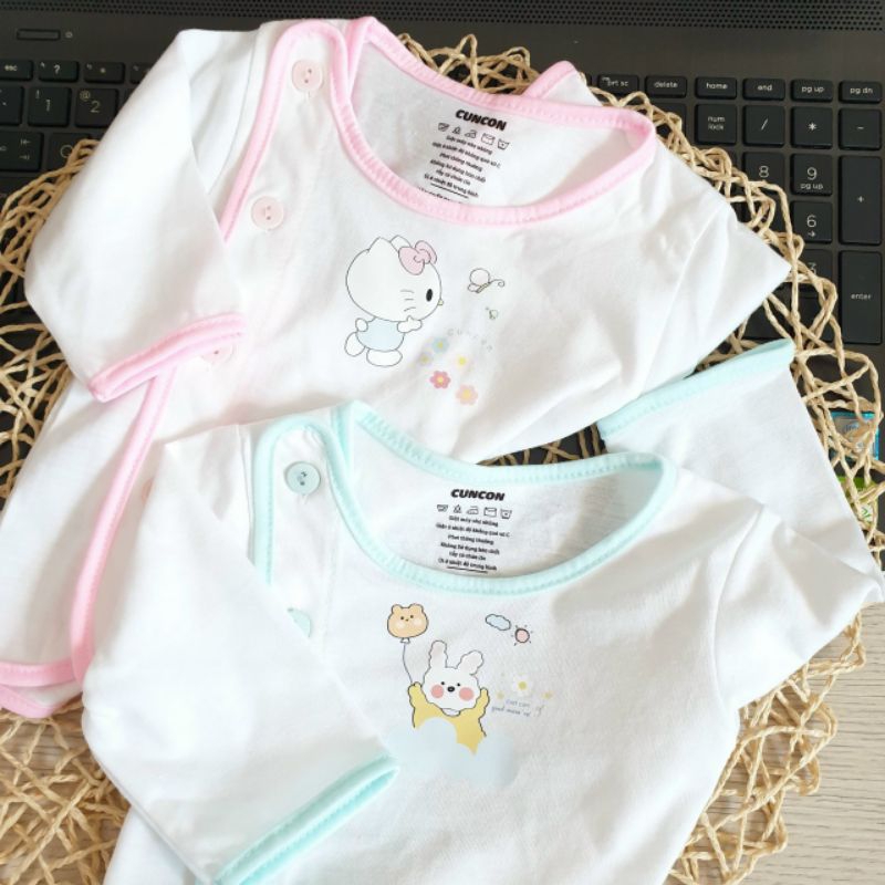 Áo dài sơ sinh Cún Con cài bác sĩ