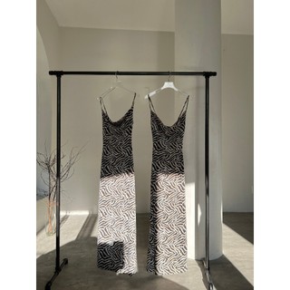 Beachclub - Đầm thun cổ đổ (Naomi Dress)