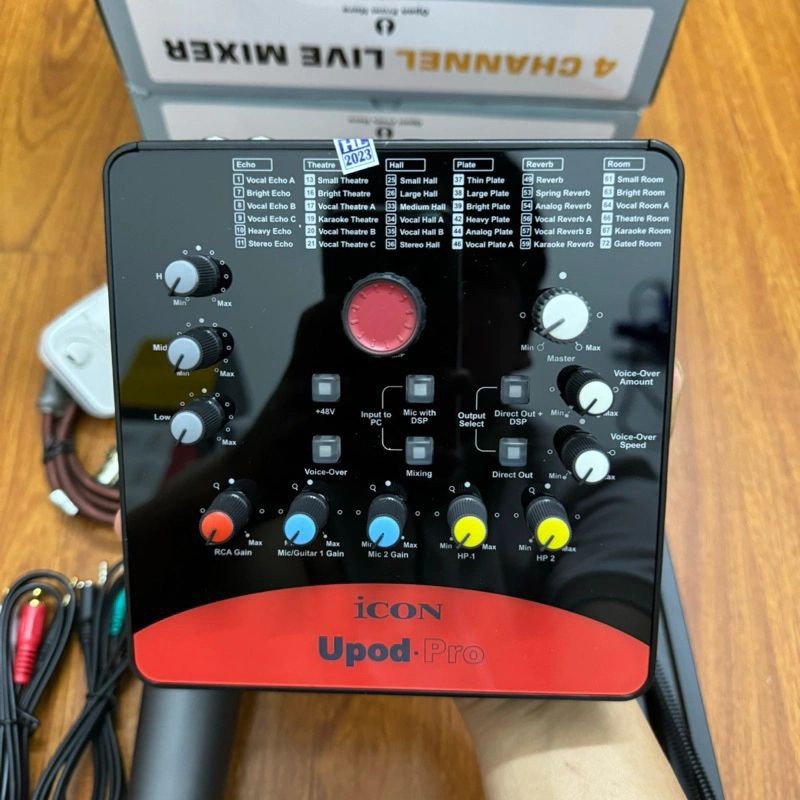 Combo Bộ thu âm+ live stream Soundcard icon upod pro với mick PC k200